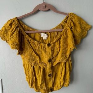 Crop altar’d state festival top